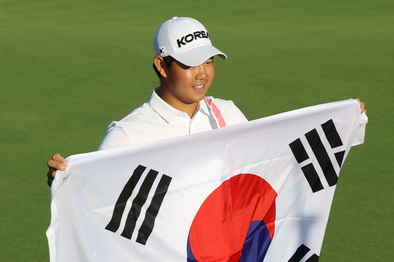 '골프 金' 김주형 "죽느냐 사느냐 각오로…버거운 일주일이었다"[AG]