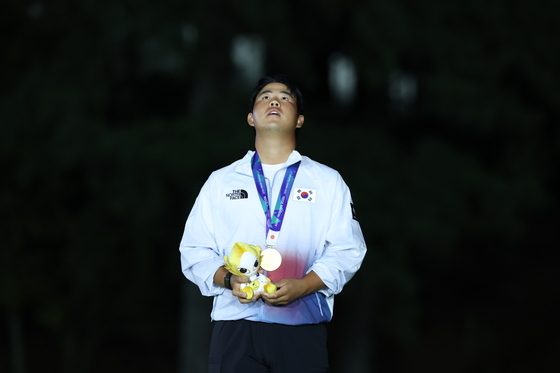 금메달 김주형 '만감이 교차하는 순간'