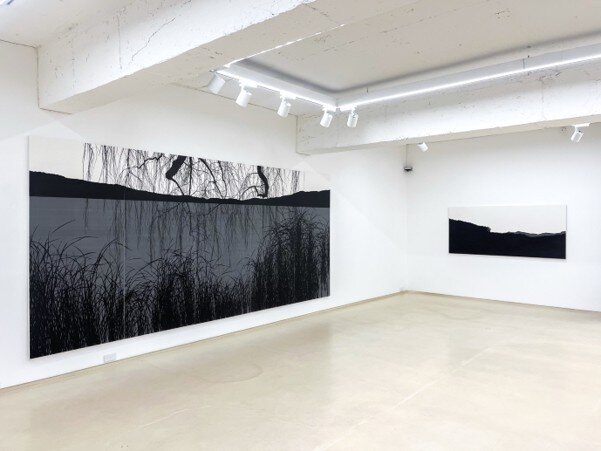 본문 이미지 - 김종규 '그리고 나는 끝없이 방랑한다' 展 전시전경 (본화랑 제공)