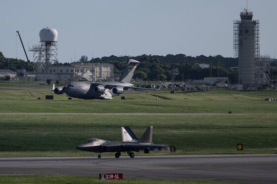 美, 대만 코앞 日가데나 기지에 최신 F-22·F-15 전투기 순환배치