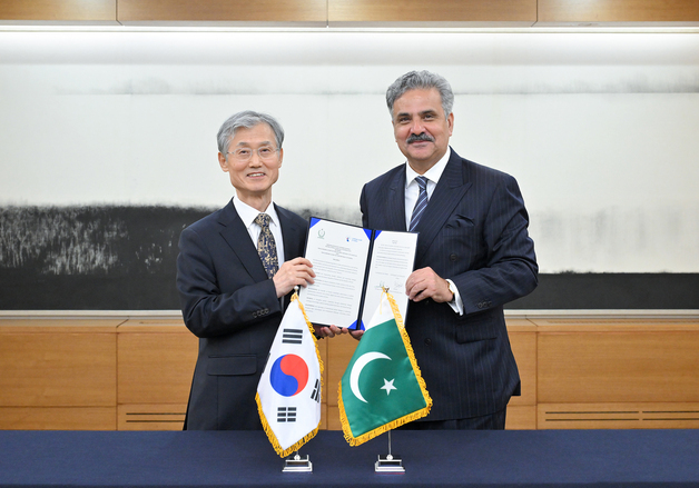 한-파키스탄 대법원장, 사법교류·역량 강화 첫 양해각서 체결