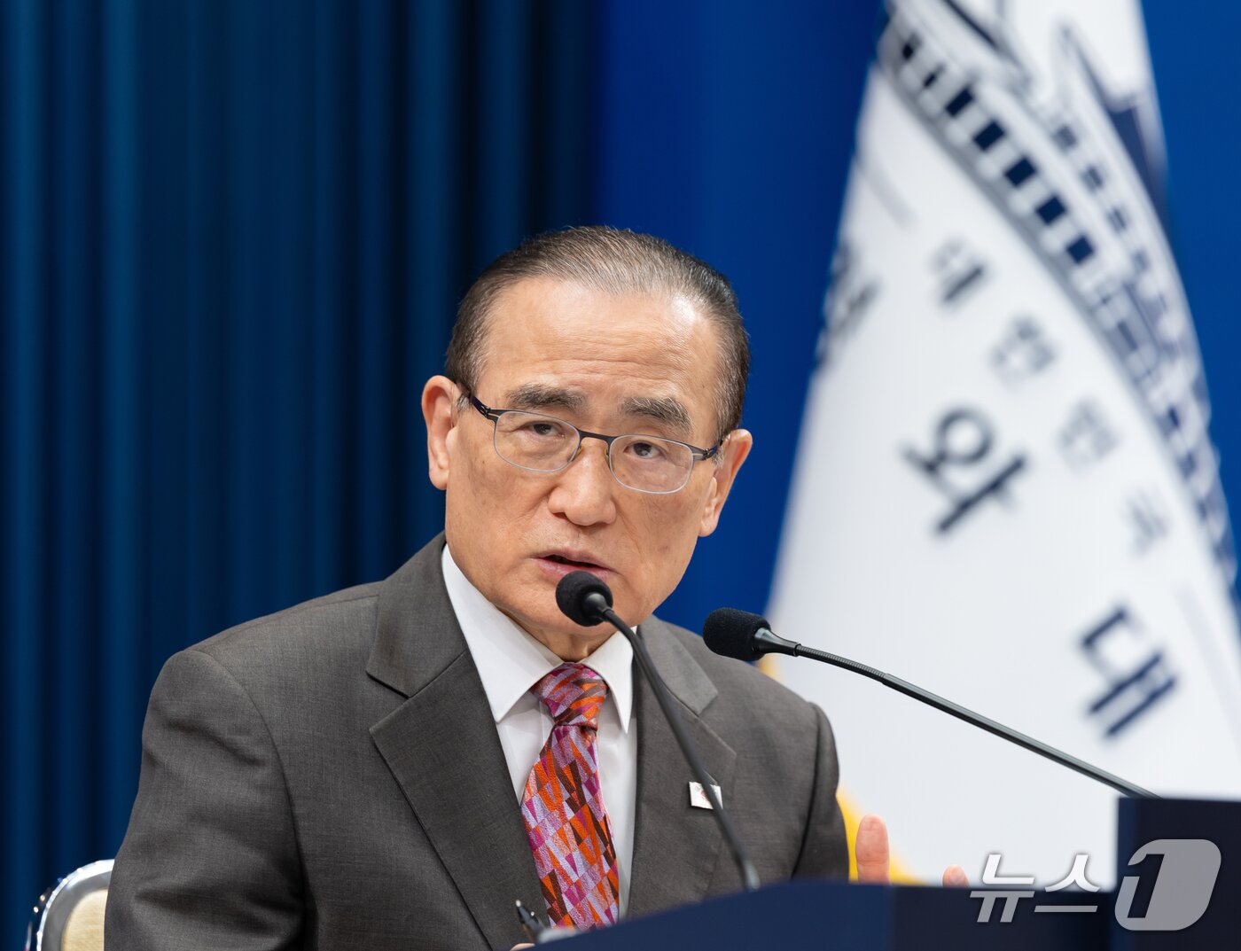 본문 이미지 - 위성락 국가안보실장이 30일 청와대 춘추관에서 현안 관련 브리핑을 하고 있다.(청와대 제공. 재판매 및 DB 금지) 2026.10.30 ⓒ 뉴스1 허경 기자