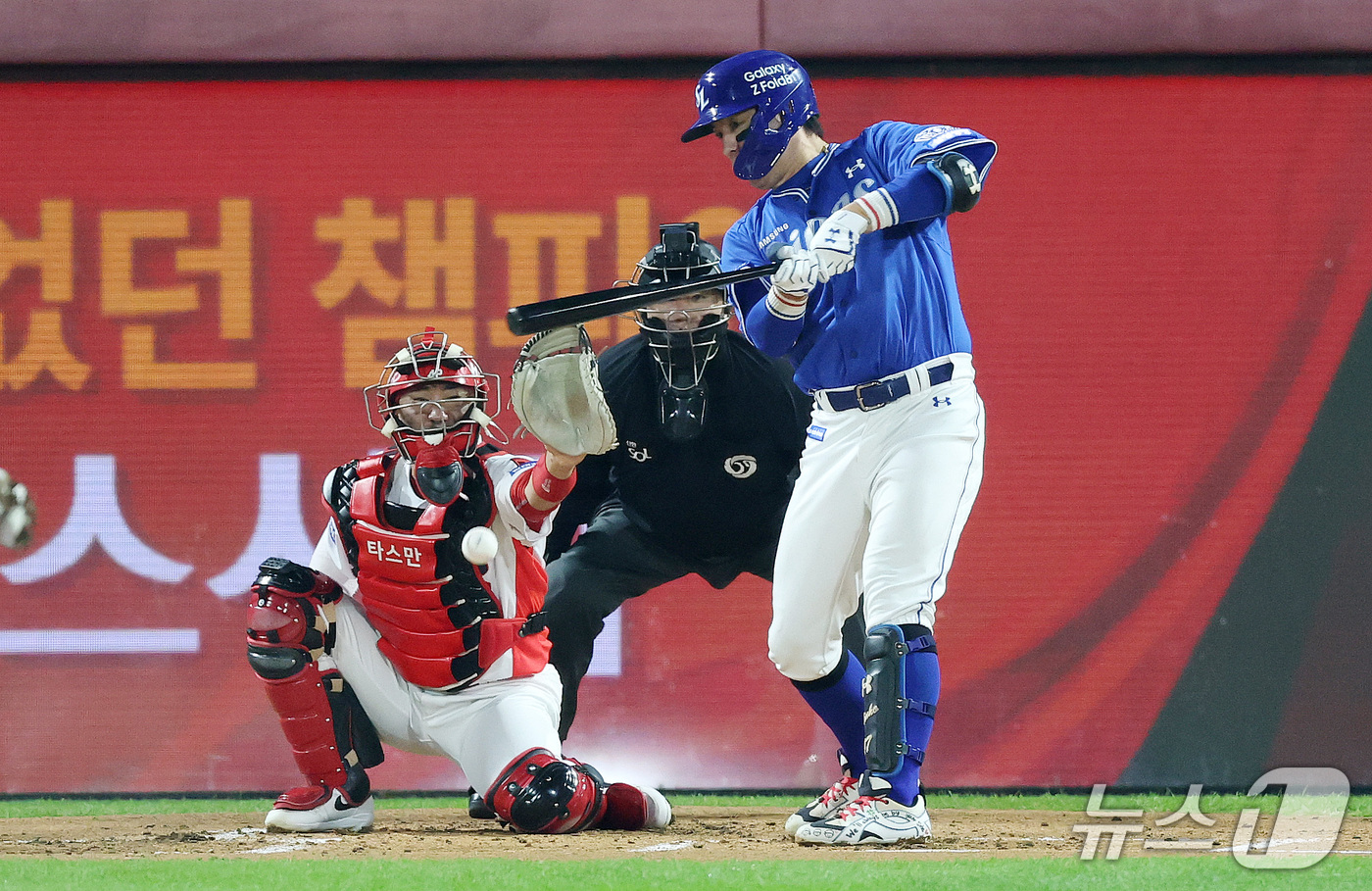 (광주전남=뉴스1) 박지혜 기자 = 30일 전남광주 북구 광주기아챔피언스필드에서 열린 프로야구 2026 신한 SOL KBO 포스트시즌 플레이오프 4차전 삼성 라이온즈와 KIA 타이 …