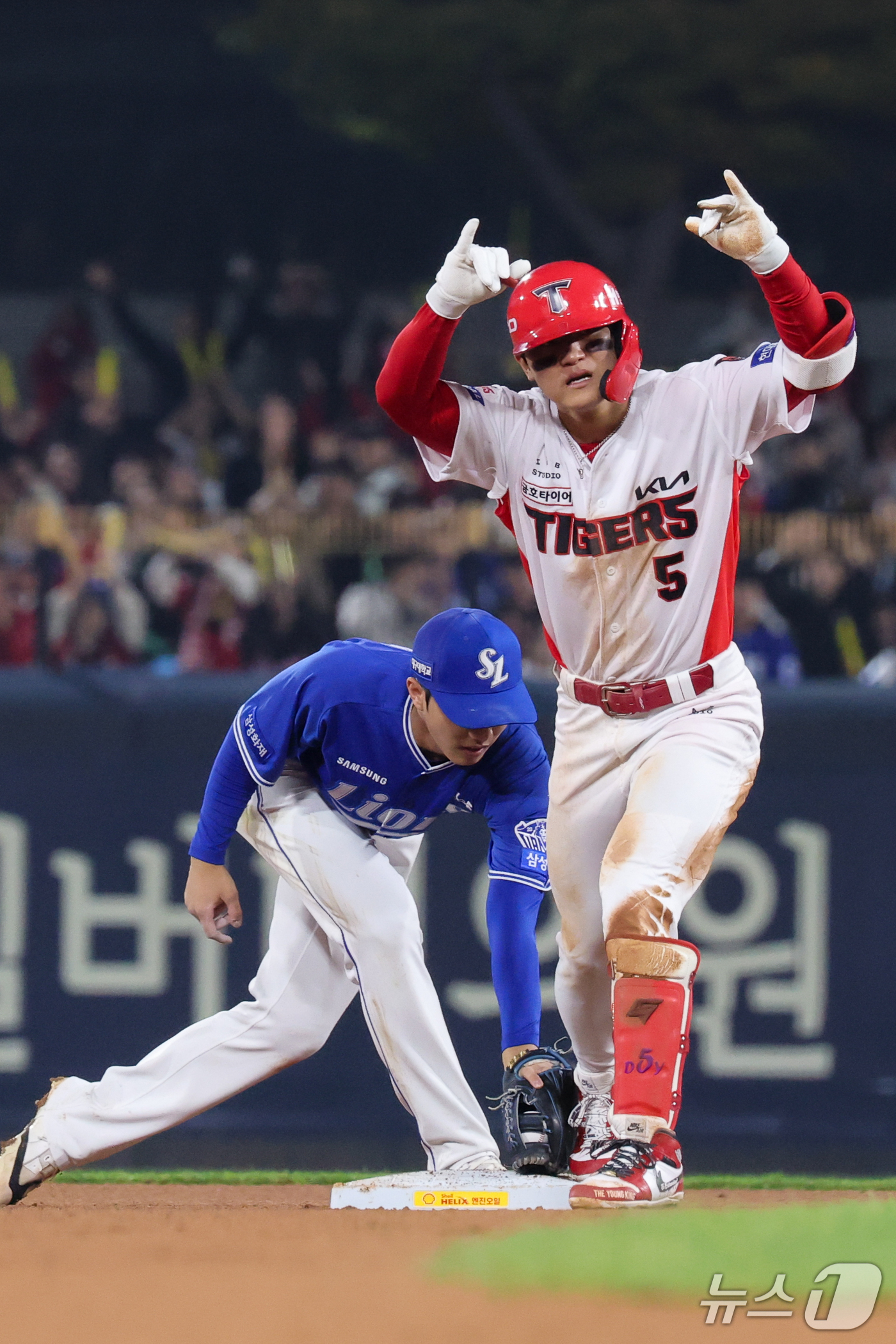 (전남광주=뉴스1) 안은나 기자 = 30일 전남광주 북구 광주기아챔피언스필드에서 열린 프로야구 2026 신한 SOL KBO 포스트시즌 플레이오프 4차전 삼성 라이온즈와 KIA 타이 …