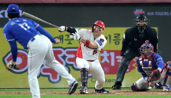 '한준수 3안타 2타점' KIA, PO 끝까지 간다