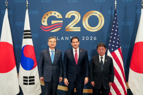 韓 "북미대화 재개 페이스메이커"…한미일, 북극 협력각서 서명(종합2보)