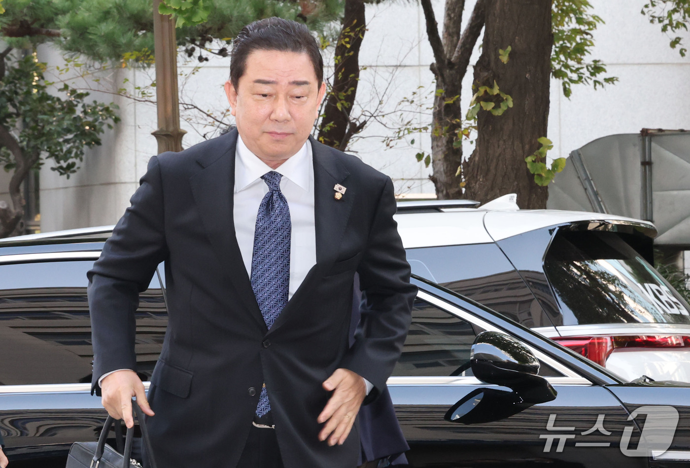 (서울=뉴스1) 이광호 기자 = 차남 취업 특혜와 공천헌금 등 각종 비위 의혹으로 수사를 받는 김병기 무소속 의원이 31일 오전 서울 마포구 서울경찰청 광역수사단 공공범죄수사대에 …