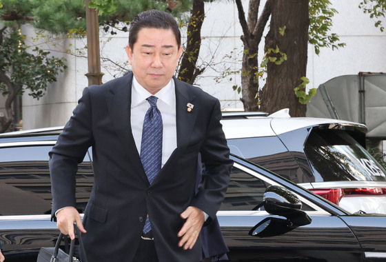 경찰 조사 출석하는 김병기