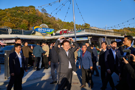 李대통령, 청송·영양 찾아 "기본소득 안정적으로…재정에 더 관심"(종합)
