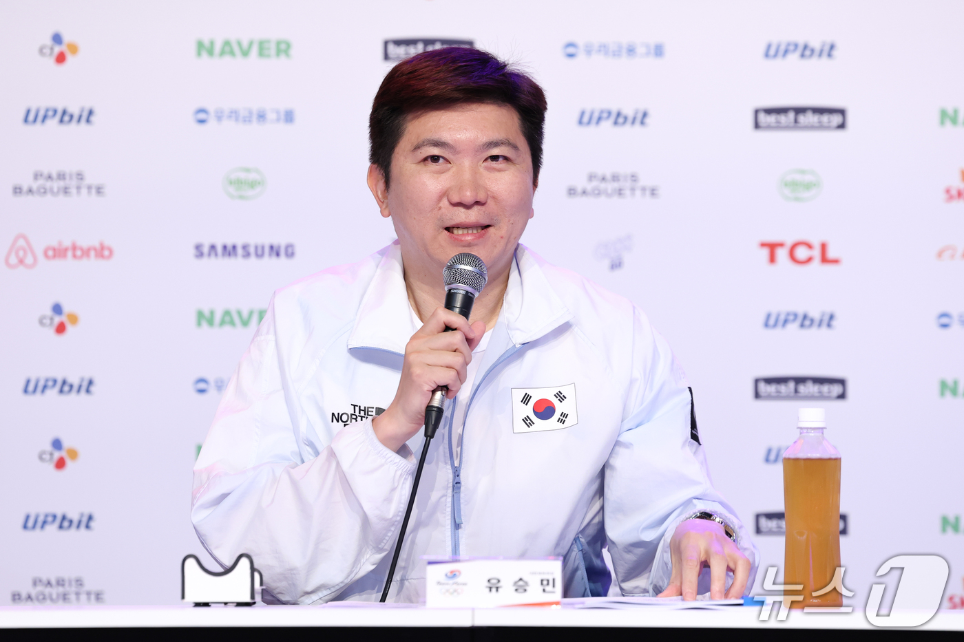 (나고야=뉴스1) 안은나 기자 = 유승민 대한체육회장이 4일 일본 라이브스 나고야 코리아하우스에서 열린 2026 아이치·나고야 아시안게임 대한민국 선수단 결산 기자회견에서 인사말을 …