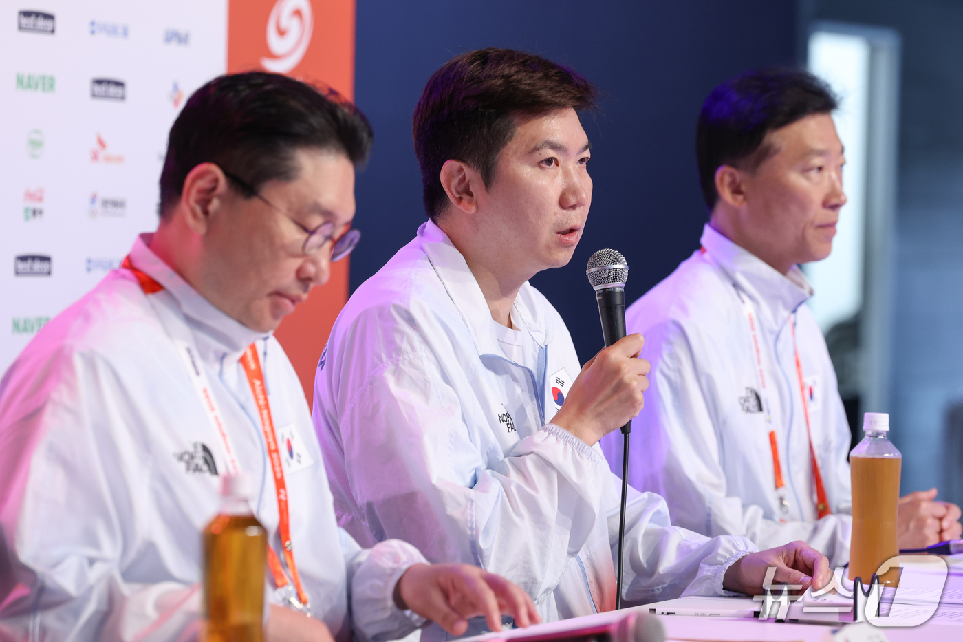 (나고야=뉴스1) 안은나 기자 = 유승민 대한체육회장이 4일 일본 라이브스 나고야 코리아하우스에서 열린 2026 아이치·나고야 아시안게임 대한민국 선수단 결산 기자회견에서 인사말을 …