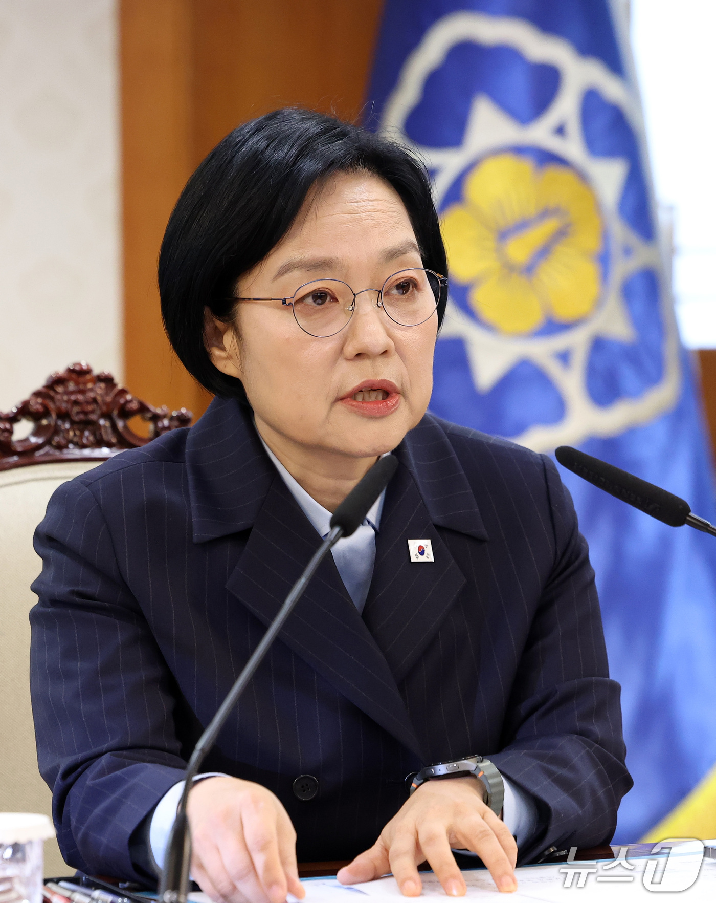 (서울=뉴스1) 김성진 기자 = 한성숙 국무총리가 6일 서울 종로구 정부서울청사에서 열린 금융.공공기관 개인정보 유출 관련 회의에서 모두발언을 하고 있다. 2026.10.6/뉴스1 …