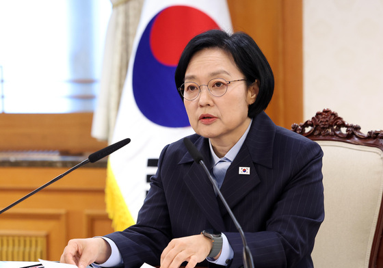 [속보] 韓총리, 대구 상가 붕괴에 "모든 장비·인력 동원해 인명구조"