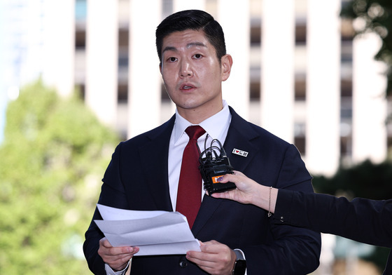 김재섭 "경찰, 17시간 조사하고 또 출석 강요…차라리 체포동의안 보내라"