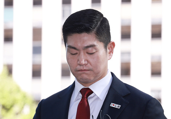 "국감 첫날 조사, 정치 탄압" 김재섭…출석일 조정은 金측 요청(종합)