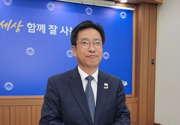 정영두 김해시장 "공공의료원 부지 연내 선정…장유터미널 연말 개장"