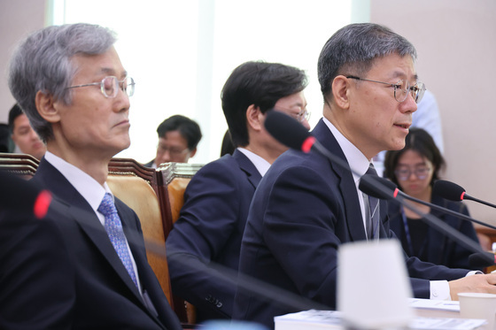 [국감] 답변하는 노경필 법원행정처장