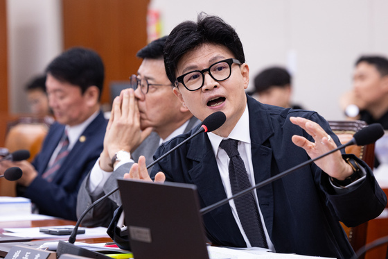 박범계 "한동훈 역사의식, 尹만도 못해"…韓 "난 盧 존경 안해"