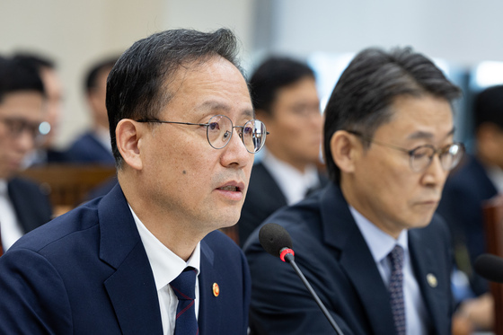 [국감] 이형일 부총리, 국정감사 답변
