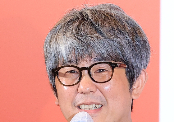 부국제 개막작 '낮과밤은서로에게'…"작고 사소함에 손들어줘 감사" [BIFF]