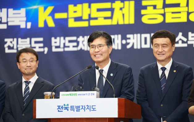 취임 100일 이원택 지사 "전북, 무한한 가능성 확인…끝까지 책임질 것"