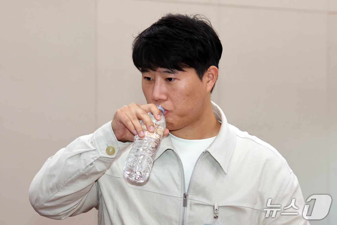 (서울=뉴스1) 황기선 기자 = 최승호 삼성그룹 초기업노동조합 삼성전자지부(초기업노조) 위원장이 6일 서울 여의도 국회 산업통상자원중소벤처기업위원회에서 열린 산업부에 대한 국정감사 …