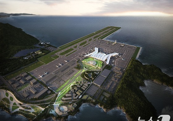 '가덕신공항 공사비 증액' 두고 지역 시민사회 같은 날 찬반 기자회견