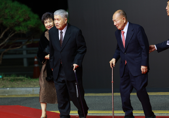 김동호, 한국영화공로상 "부국제서 큰상 대단한 영광" [BIFF]
