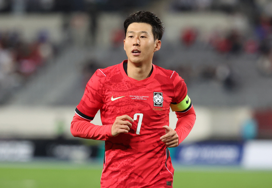 "손흥민을 '7번'이라 부른다"…국감장 달군 '국대 불화설'(종합)
