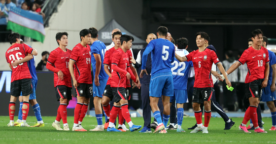 사우디 공항 피격에 아시안컵·11월 원정 촉각…축구협회 "다각도 검토"