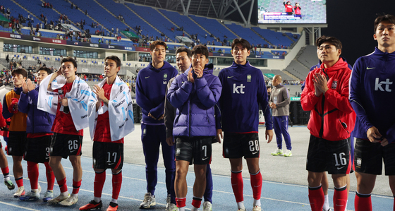 "모레노호, 4-4-2 중원·이강인 활용법 고민해야"…전문가 진단