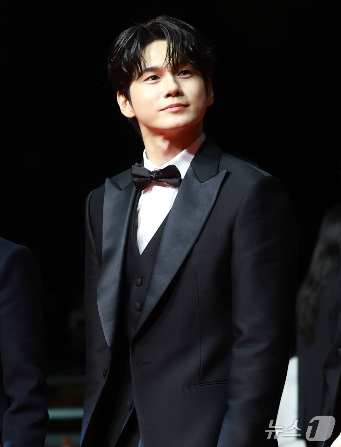 (부산=뉴스1) 권현진 기자 = 배우 옹성우가 6일오후 부산 해운대구 영화의전당에서 열린 ‘제31회 부산국제영화제’(BIFF) 개막식에 참석해 레드카펫을 밟고 있다. 2026.10 …