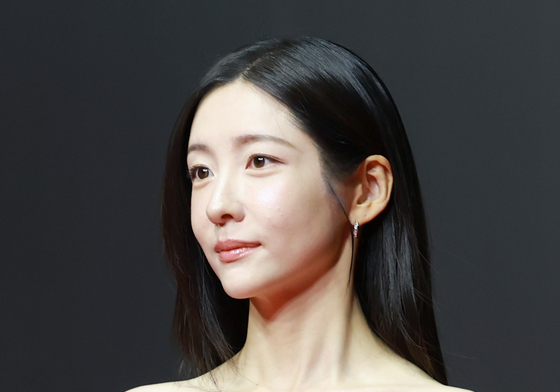 박지현, 부국제 밝히는 여신 미모