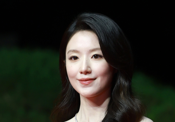 슈화, 은은한 미소