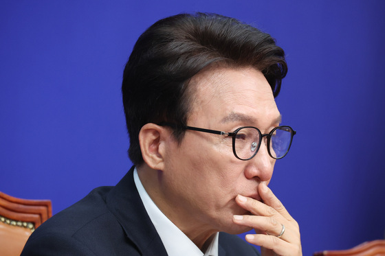 김민석 "조희대, 떳떳하려면 물러나야…중수청장, 의견의 시간은 지나"