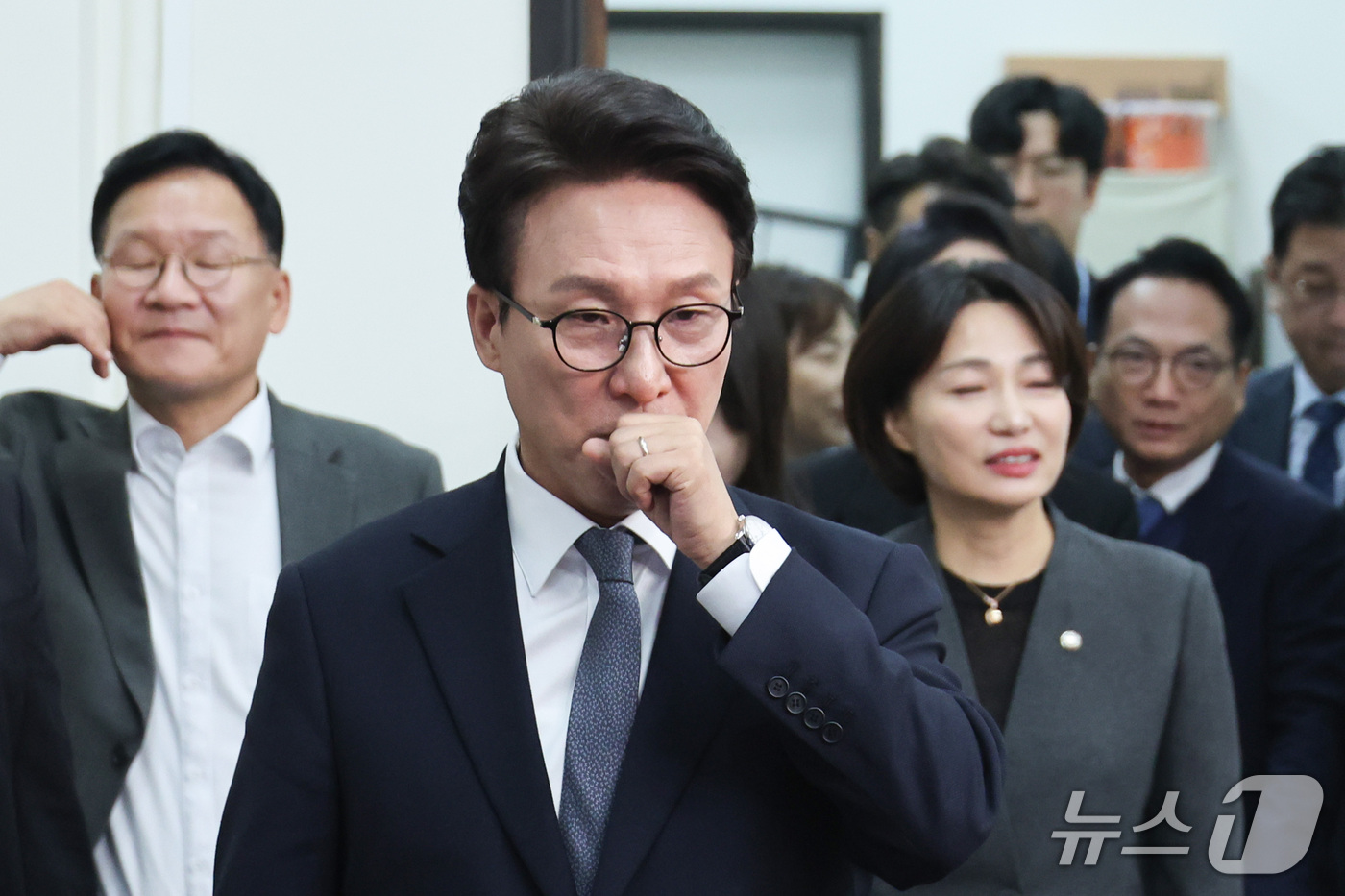 (서울=뉴스1) 신웅수 기자 = 김민석 더불어민주당 대표가 7일 서울 여의도 국회에서 열린 최고위원회의에 참석하고 있다. 2026.10.7/뉴스1