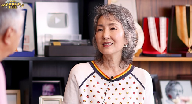 '조폭 생활 접은 남편 떠나보낸' 이휘향 "아들은 지금 글 쓰고 있어"