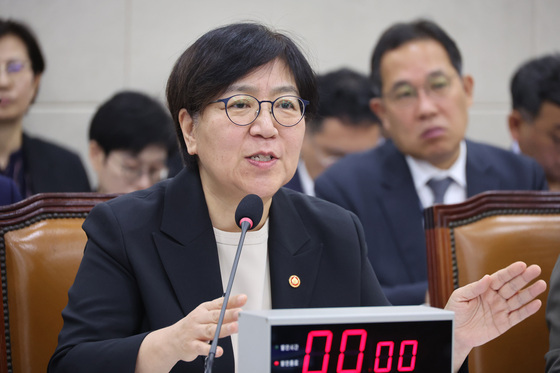 정은경 "임신중지 의약품 제도 공백 송구…모자보건법 신속 개정"
