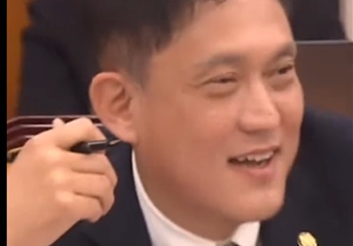 김태규 "부엉이바위 진실 영화 만들자"→ 김용민 "盧 조롱? 의원 자격 없다"