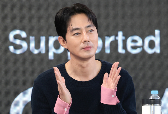 BIFF 관객 만난 조인성