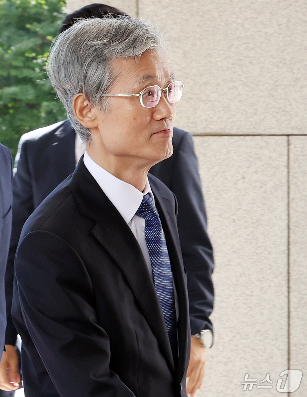 (서울=뉴스1) 김진환 기자 = 조희대 대법원장이  7일 오후 서울 서초구 대법원으로 출근하고 있다. 2026.10.7/뉴스1