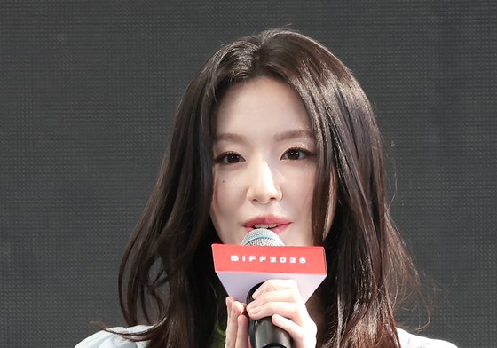 아이들 슈화, 첫 작품 '오래오래 행복하게'로 첫 BIFF 나들이