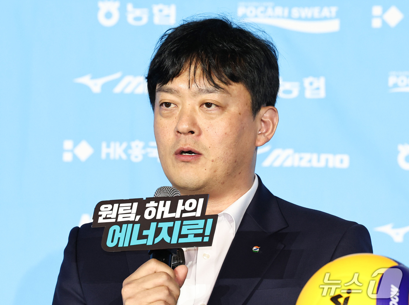 (서울=뉴스1) 이종수 기자 = 이영택 GS칼텍스  감독이 7일 오후 서울 강남구 리베라호텔에서 열린 프로배구 2026-2027 V리그 여자부 미디어데이에서 시즌에 임하는 각오를 …