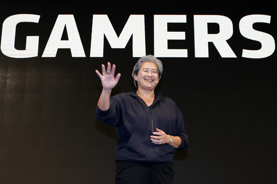 AMD 게이머 데이 참석한 리사 수 CEO