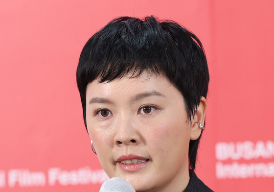 '오래오래 행복하게' 펑이 피오나 롼 감독
