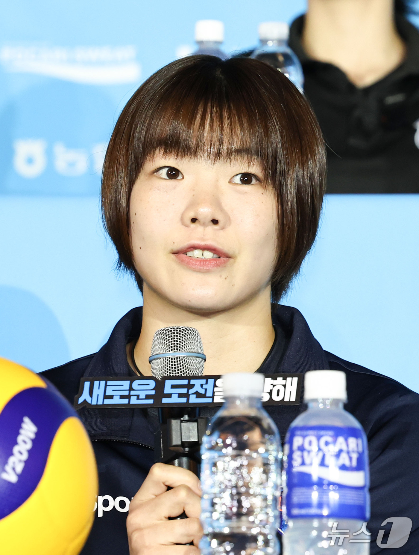 (서울=뉴스1) 이종수 기자 = IBK기업은행 미와가 7일 오후 서울 강남구 리베라호텔에서 열린 프로배구 2026-2027 V리그 여자부 미디어데이에서 시즌에 임하는 각오를 밝히고 …