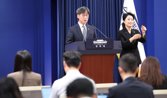 누리호 5차 발사 성공 관련 브리핑하는 김성완 대변인