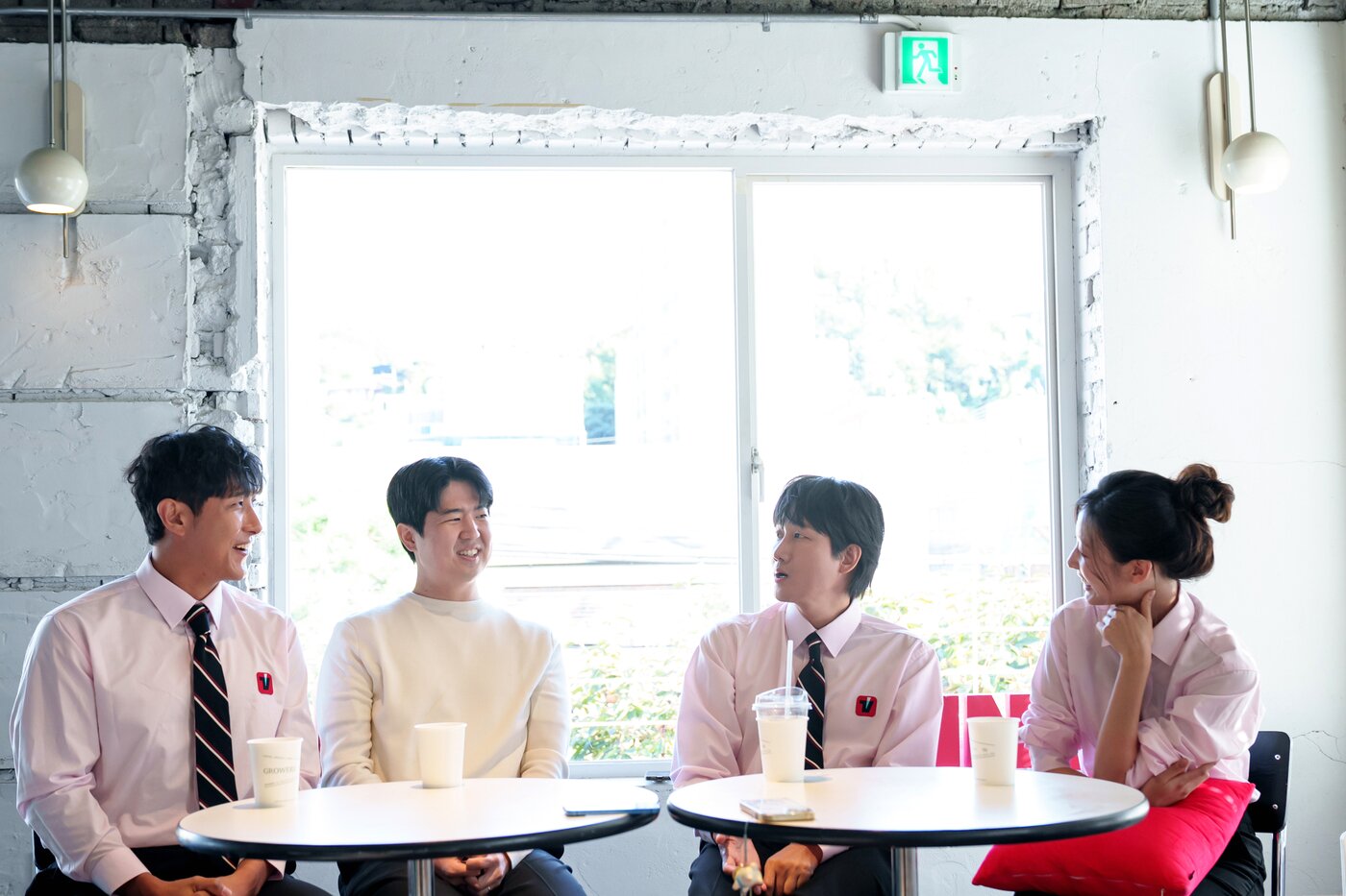 본문 이미지 - 왼쪽부터 황재균, 이기연PD, 이용진, 정예인 / 티빙 '원수는 외야석에서'