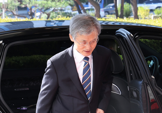 대법원 도착한 조희대 대법원장