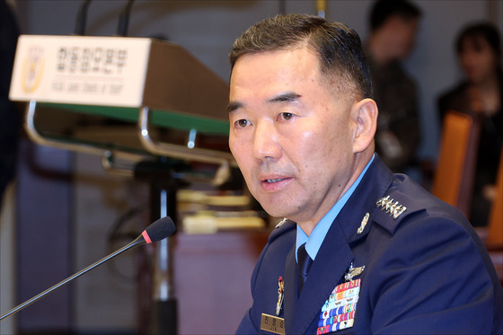 합참의장 "2035년 핵추진잠수함 확보 가능…정상 소요 절차 진행 중"